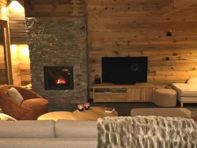 Ein Sitzbereich in der Unterkunft Holiday Home Charming Chalet Doux Douze by Interhome