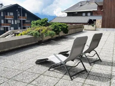 Ein allgemeiner Bergblick oder ein Berglick von der Ferienwohnung aus