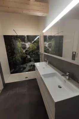 Ein Badezimmer in der Unterkunft Apartment Alpen Vista by Interhome