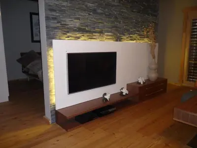 TV/Unterhaltungsangebot in der Unterkunft Apartment Chalet Mund by Interhome