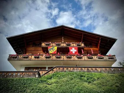 Ein Balkon oder eine Terrasse in der Unterkunft Apartment Chalet Barbara by Interhome
