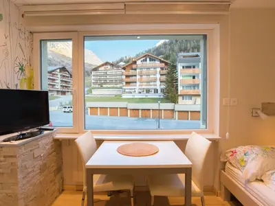 Ein allgemeiner Bergblick oder ein Berglick von der Ferienwohnung aus