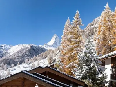 Ein allgemeiner Bergblick oder ein Berglick von der Ferienwohnung aus