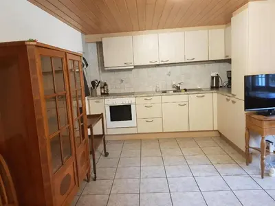 Küche/Küchenzeile in der Unterkunft Apartment Haus Brog by Interhome
