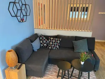 Ein Sitzbereich in der Unterkunft Apartment Spring Inn Studio by Interhome