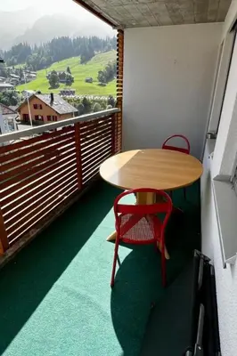 Ein allgemeiner Bergblick oder ein Berglick von der Ferienwohnung aus