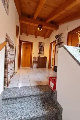 Grundriss der Unterkunft Apartment Chalet Haus - bei Einfahrt grosser Nussbaum by Interhome