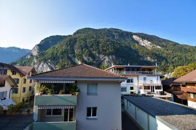 Ein allgemeiner Bergblick oder ein Berglick von der Ferienwohnung aus