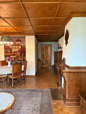 Ein Restaurant oder anderes Speiselokal in der Unterkunft Appartement Luana