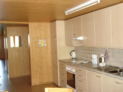 Küche/Küchenzeile in der Unterkunft Apartment Bauernhaus Uf dr Flue by Interhome