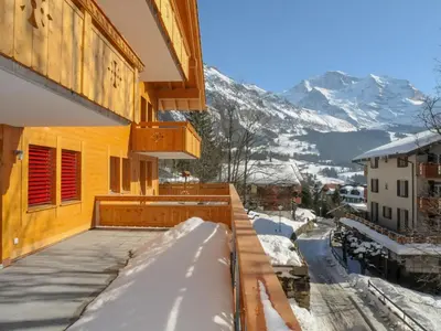 Ein allgemeiner Bergblick oder ein Berglick von der Ferienwohnung aus