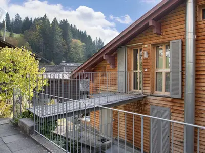 Das Gebäude in dem sich die Ferienwohnung befindet
