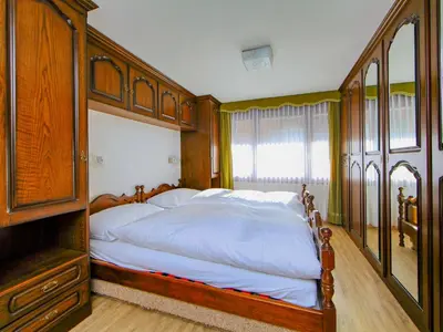 Ein Bett oder Betten in einem Zimmer der Unterkunft Apartment Zen Stecken A-1 by Interhome