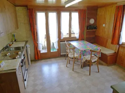 Küche/Küchenzeile in der Unterkunft Apartment Heiderösli-2 by Interhome