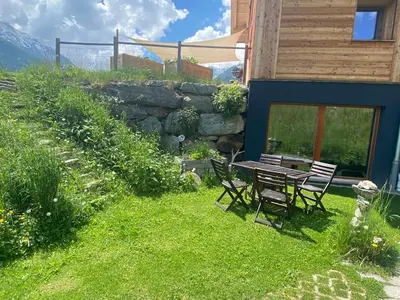 Ein Garten an der Unterkunft La Clé des Champs
