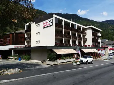 Ein allgemeiner Bergblick oder ein Berglick von des Hotels aus