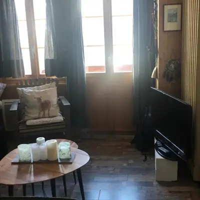 TV/Unterhaltungsangebot in der Unterkunft Petit Appart de Charme Eau chaude solaire Rénovation 2021 Wifi disponible Belvedere 5
