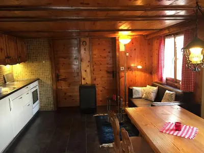 Küche/Küchenzeile in der Unterkunft Chalet Edith Oberems