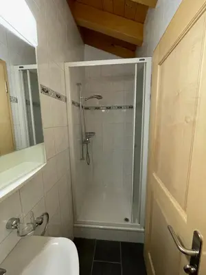 Ein Badezimmer in der Unterkunft Haus Sapporo