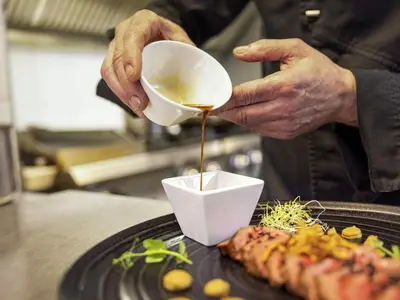 Essen im Hotel oder in der Nähe