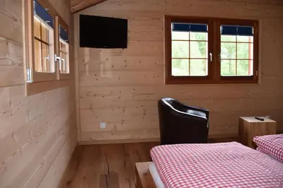 TV/Unterhaltungsangebot in der Unterkunft B&B Hängebrigga