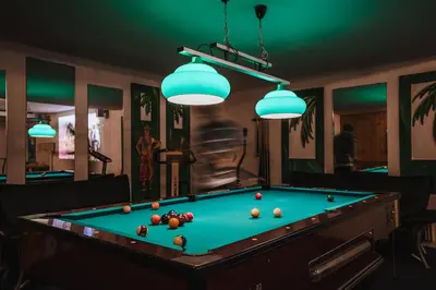Ein Billardtisch in der Unterkunft Hotel Etoile & Alpenperle Residences