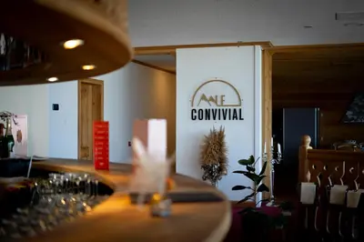 Getränke in der Unterkunft Hôtel Chalet Royal