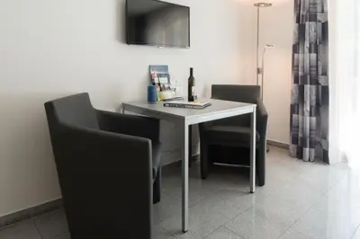 TV/Unterhaltungsangebot in der Unterkunft A Calm & Charm Studio - Haus Haro