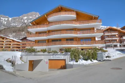 Ein allgemeiner Bergblick oder ein Berglick von der Ferienwohnung aus