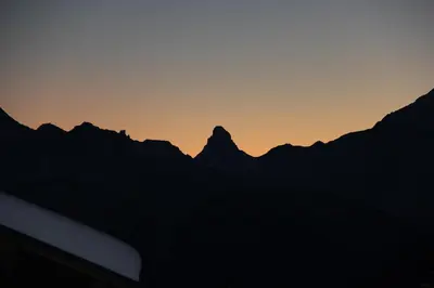 Ein allgemeiner Bergblick oder ein Berglick von der Ferienwohnung aus
