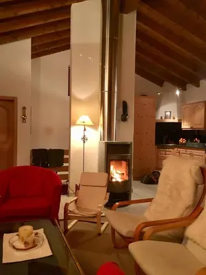 Ein Sitzbereich in der Unterkunft Chalet Christitia