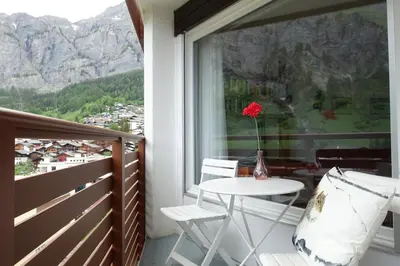 Ein allgemeiner Bergblick oder ein Berglick von der Ferienwohnung aus