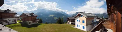Ein allgemeiner Bergblick oder ein Berglick von der Ferienwohnung aus