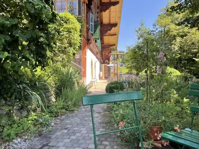 Ein Garten an der Unterkunft Apartment Obegghuus by Interhome