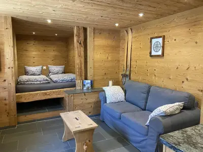 Ein Sitzbereich in der Unterkunft Apartment Gwunderstübli by Interhome