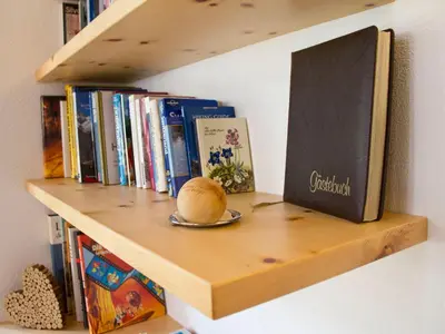 Die Bibliothek im Hotel