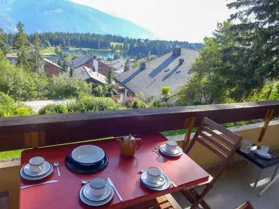Ein allgemeiner Bergblick oder ein Berglick von der Ferienwohnung aus