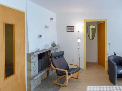 Ein Sitzbereich in der Unterkunft Apartment Impéria 10 by Interhome