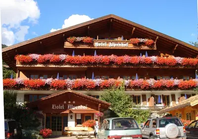 Das Gebäude in dem sich das Hotel befindet