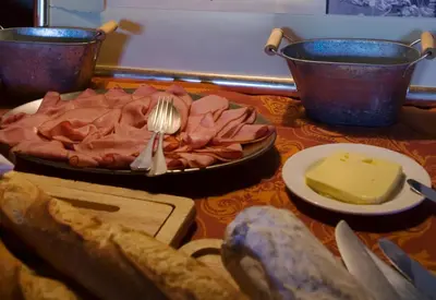 Essen im Hotel oder in der Nähe