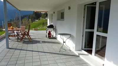 Ein Balkon oder eine Terrasse in der Unterkunft Chalet Canadian Corner