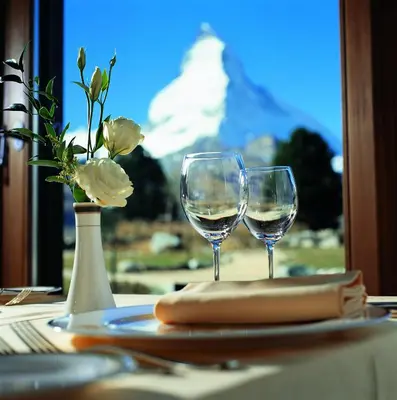Ein allgemeiner Bergblick oder ein Berglick von des Hotels aus