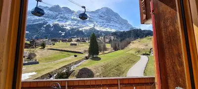 Ein allgemeiner Bergblick oder ein Berglick von der Ferienwohnung aus