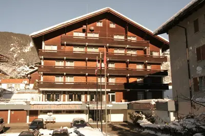 Ein allgemeiner Bergblick oder ein Berglick von des Hotels aus