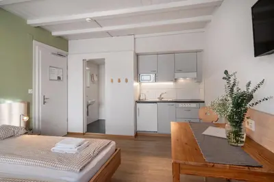 Küche/Küchenzeile in der Unterkunft Interlaken Apartments