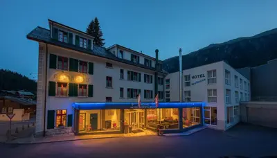 Das Gebäude in dem sich das Hotel befindet
