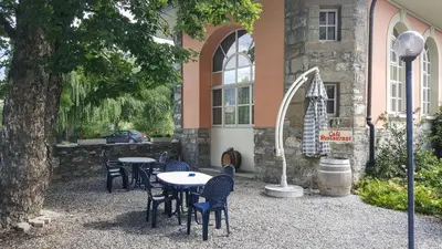 Das Gebäude in dem sich das Hotel befindet