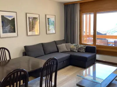 Ein Sitzbereich in der Unterkunft Haus Rothorn, Swiss Alps