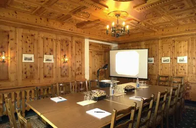 Der Geschäftsbereich oder Konferenzraum in der Unterkunft Relais Bayard