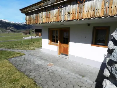 Ein allgemeiner Bergblick oder ein Berglick von der Ferienwohnung aus